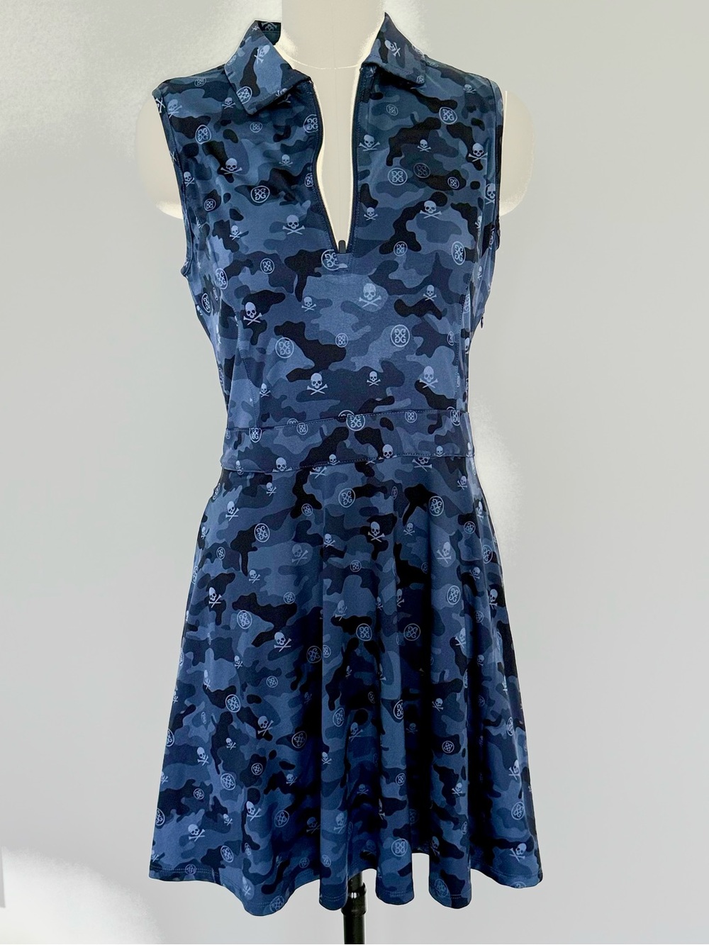 NWOT GFORE Sleeveless Navy Blue Camouflage A-Line Dress / Golf Dress / Tennis XS